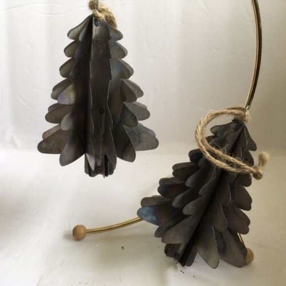 2 Christmas Ornament Metal TREES 3D Rustic - Picture 2 of 5